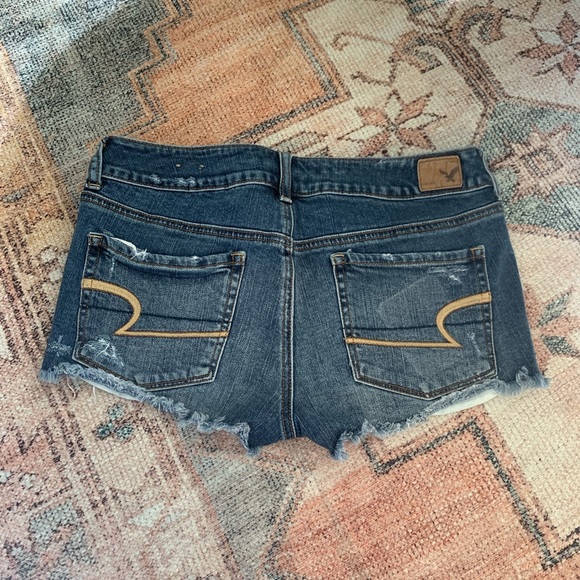 AE Shortie Denim Shorts - Picture 2 of 3